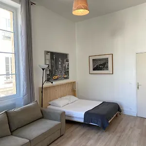 Studio Grands Boulevards Apartment